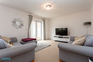 Sitting Room/Dining Room- click for photo gallery